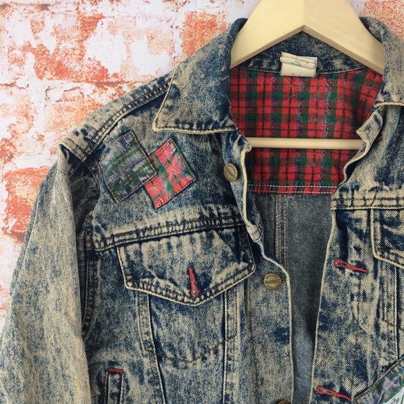 Vintage Jackets & Blazers - Vintage acid wash denim jacket